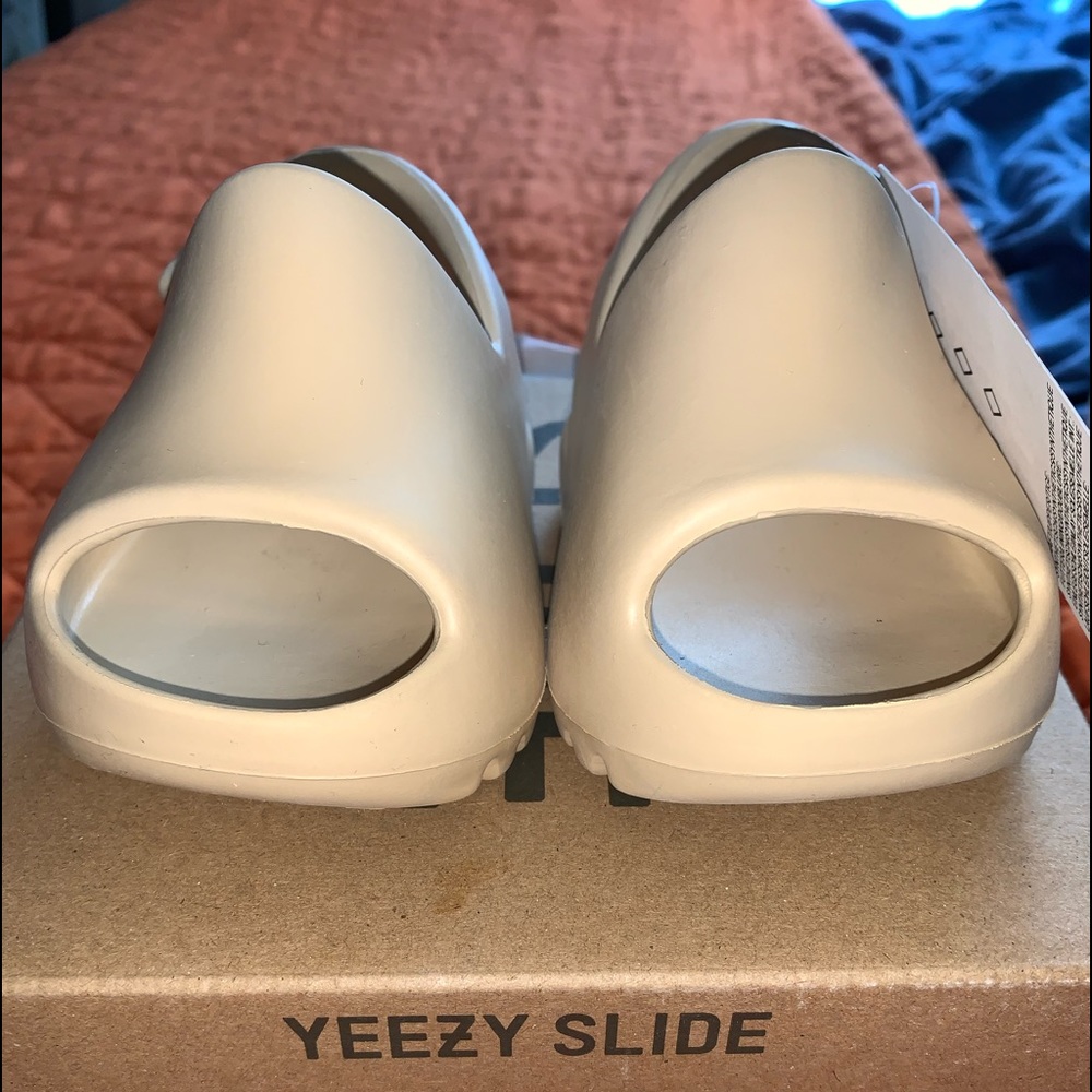 Baby yeezy sandals